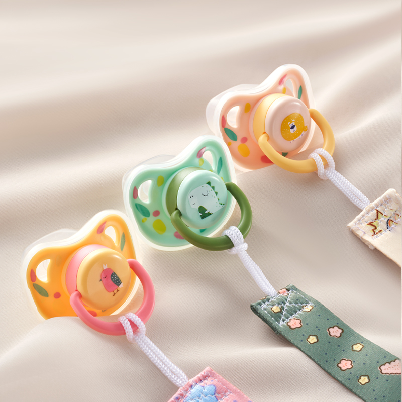 Babyfopspeen 6m+ met opbergdoo - Baby Food For 6 Months recensie en prijs